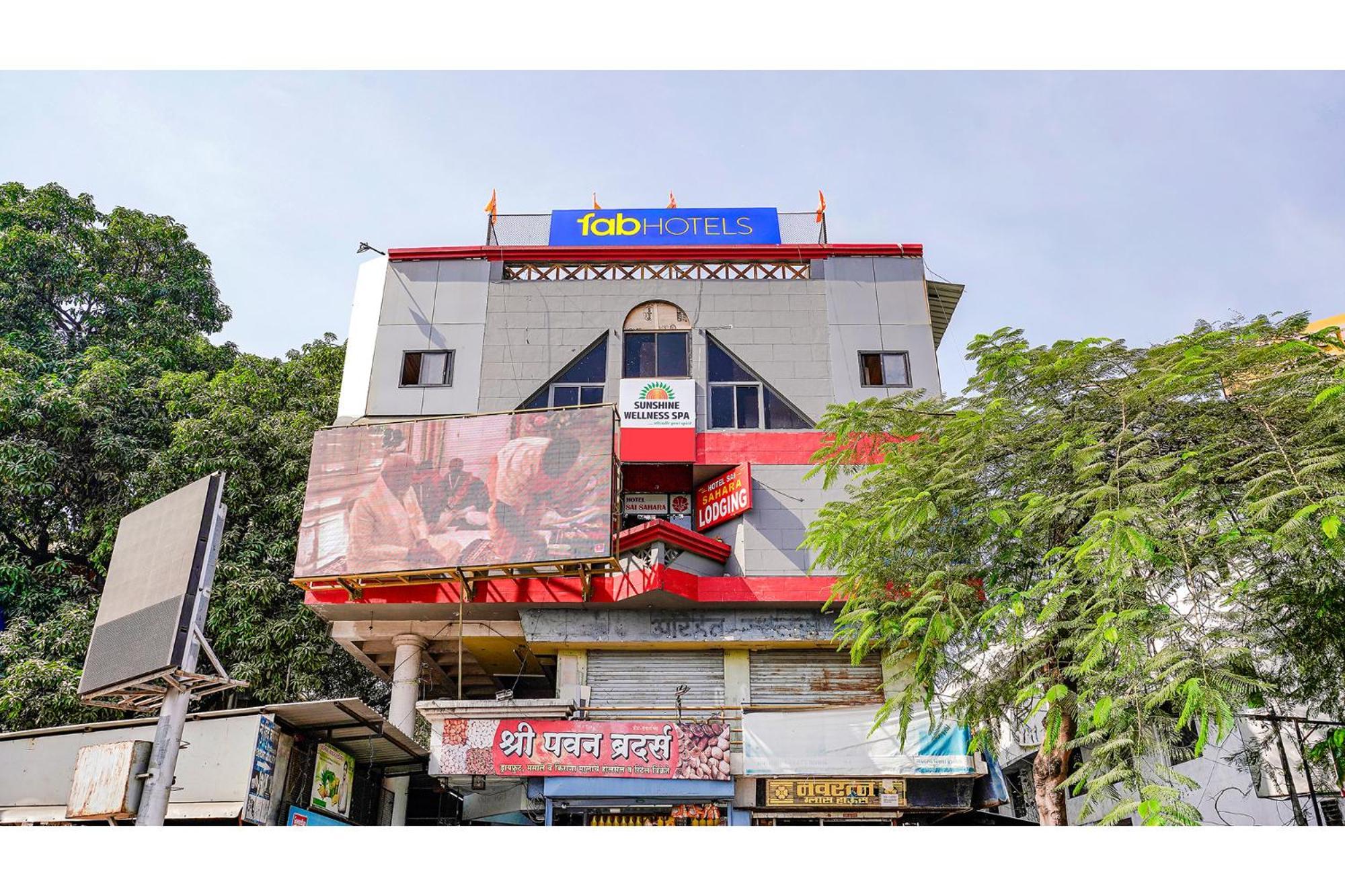 Fabexpress Sai Lodging I - Nr Nashik Railway Station מראה חיצוני תמונה